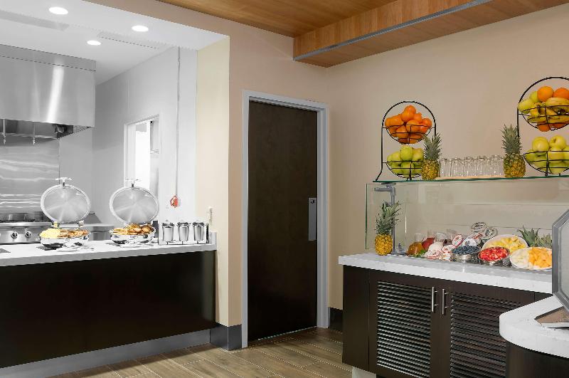 Hilton Garden Inn New York/Times Square Central - Restoran