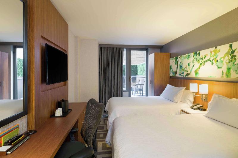 Hilton Garden Inn New York/Central Park South-Midt - Oda