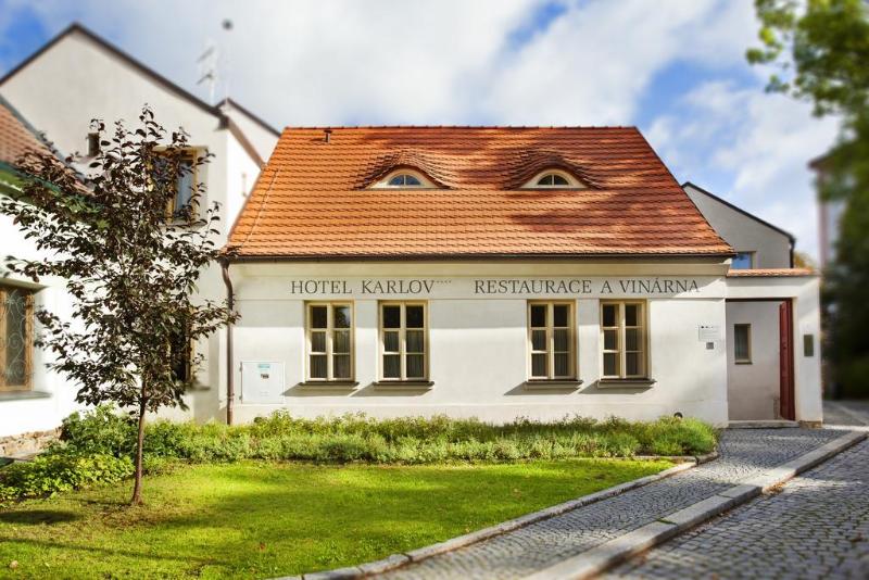 Bellevue Hotel Benesov - Genel