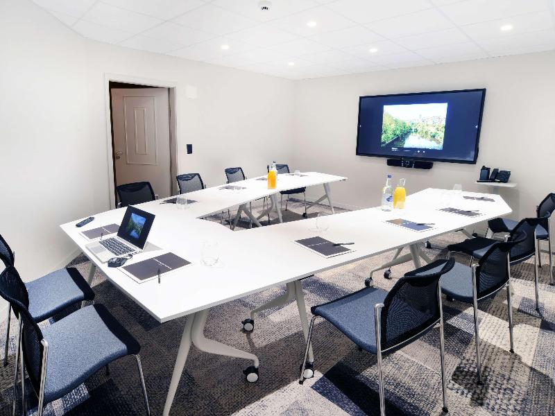 Mercure Fribourg Centre Remparts - Toplantı