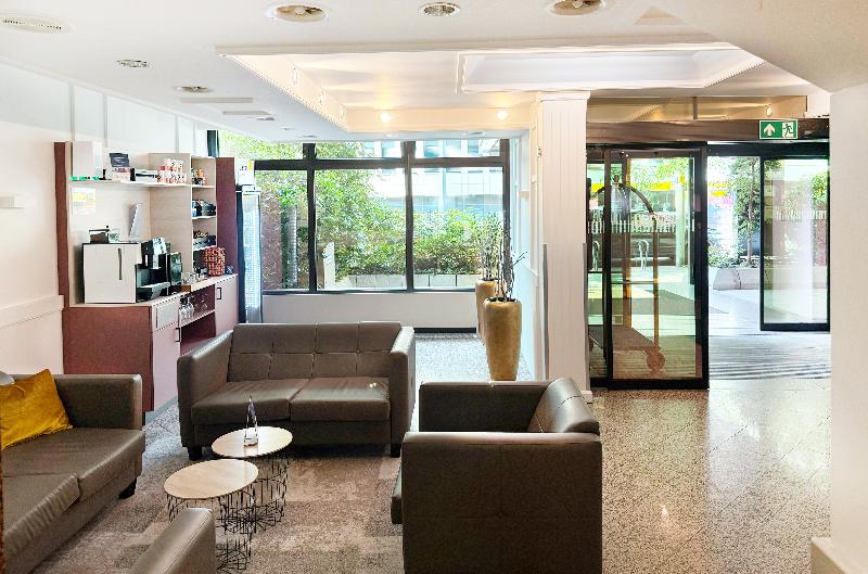 Garner Hotel Frankfurt - Palmengarten - Lobi
