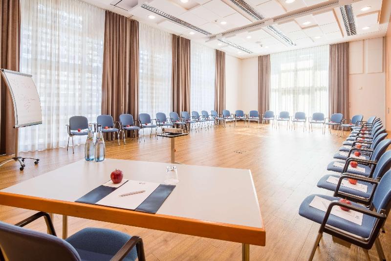 Best Western Hotel Am Schlossberg - Toplantı