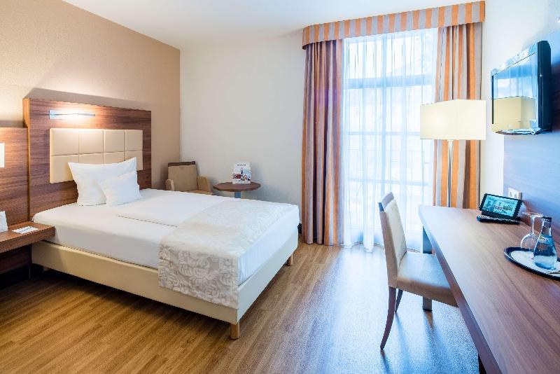 Best Western Hotel Am Schlossberg - Oda