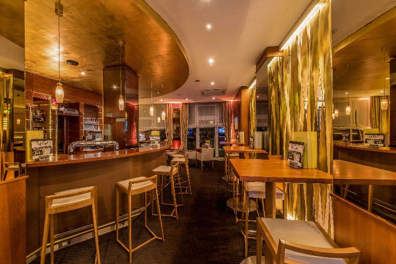Best Western Delta Park Hotel - Bar