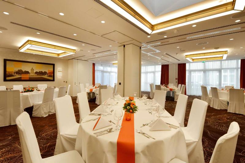 Best Western Delta Park Hotel - Restoran