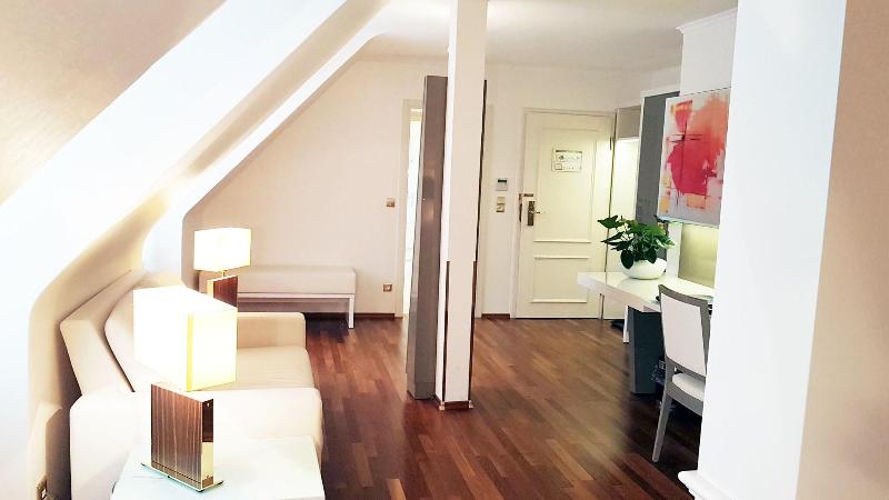 Best Western Hotel Stadtpalais - Oda