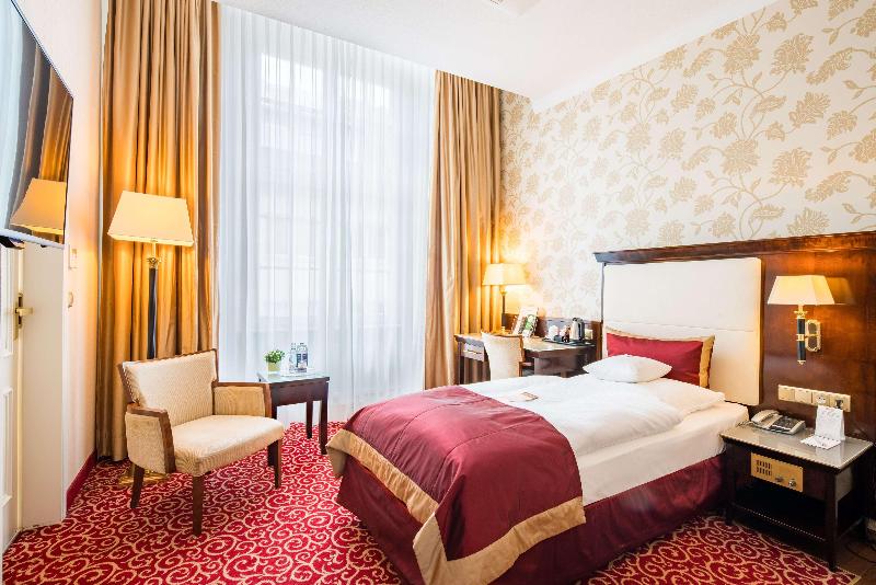 Best Western Hotel Stadtpalais - Oda