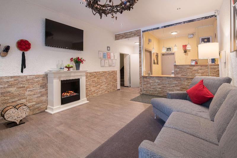 Best Western Hotel Schwarzwald Residenz - Lobi