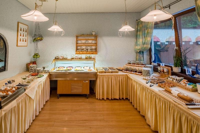 Best Western Hotel Schwarzwald Residenz - Restoran