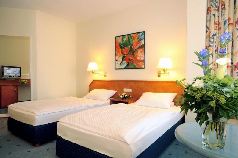 Best Western Hotel Frisia - Genel