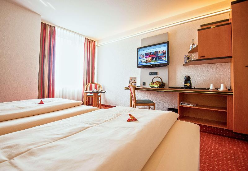 Best Western Palatin Kongress Hotel - Oda