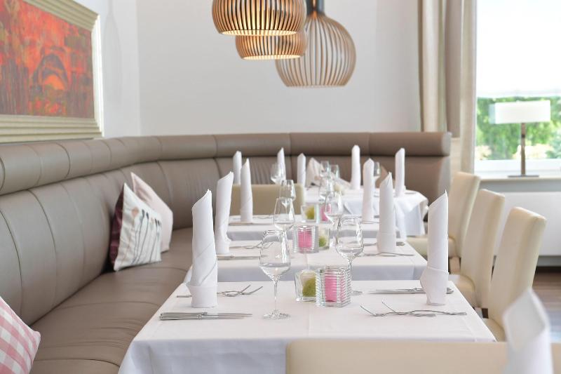 Best Western Queens Hotel Pforzheim-Niefern - Restoran