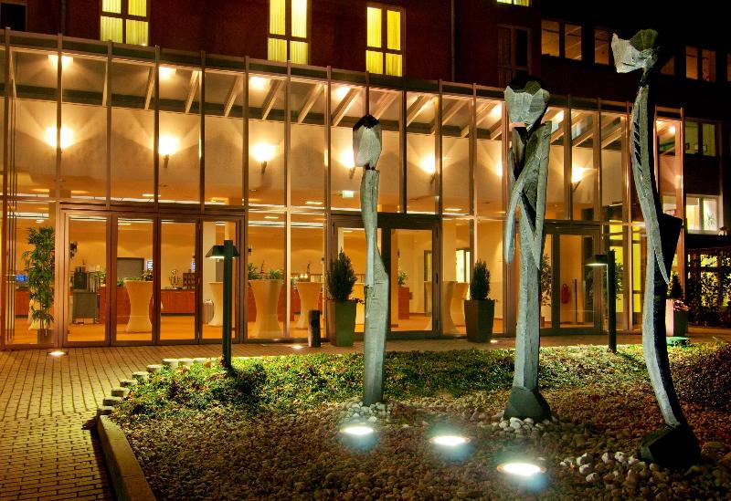 Best Western Macrander Hotel Dresden - Genel