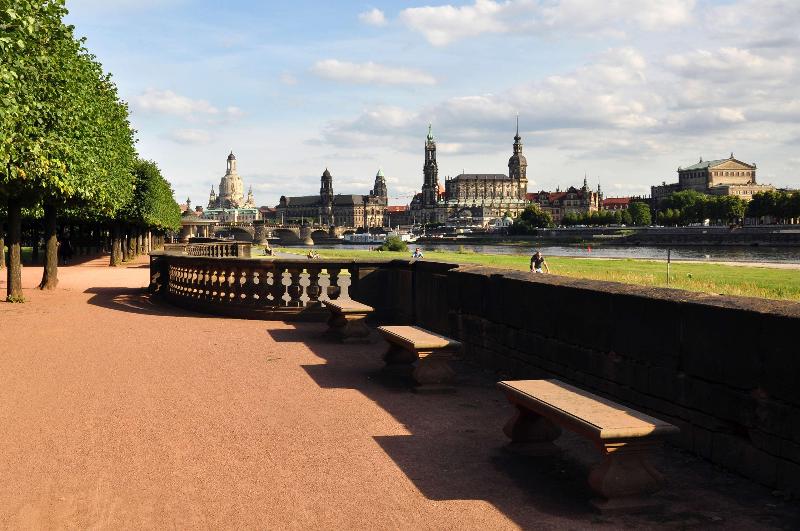 Best Western Macrander Hotel Dresden - Genel
