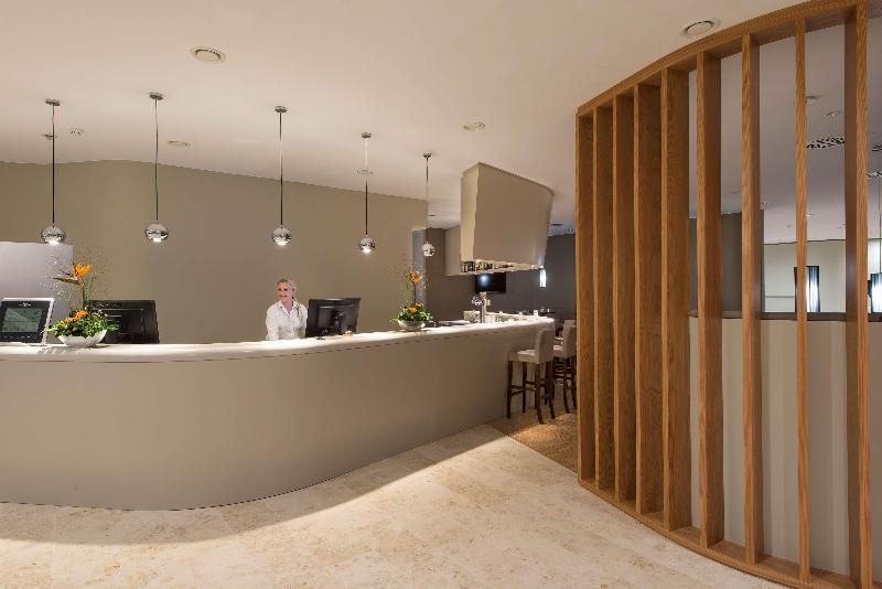B&B HOTEL Rastatt - Lobi