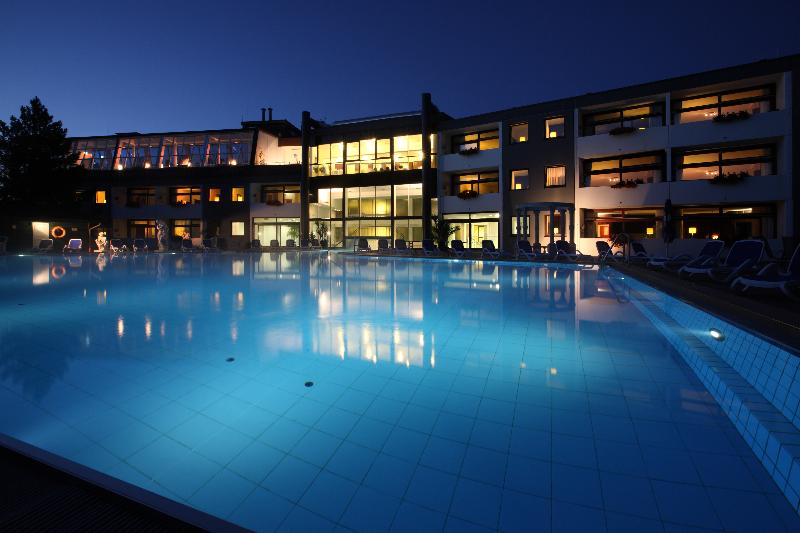 Sunday Hotel des Nordens - Genel