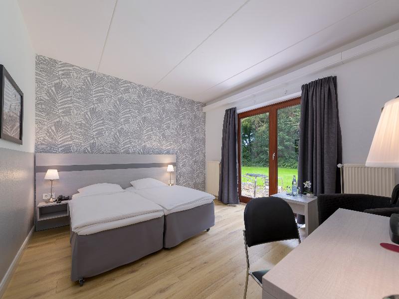 Sunday Hotel des Nordens - Genel