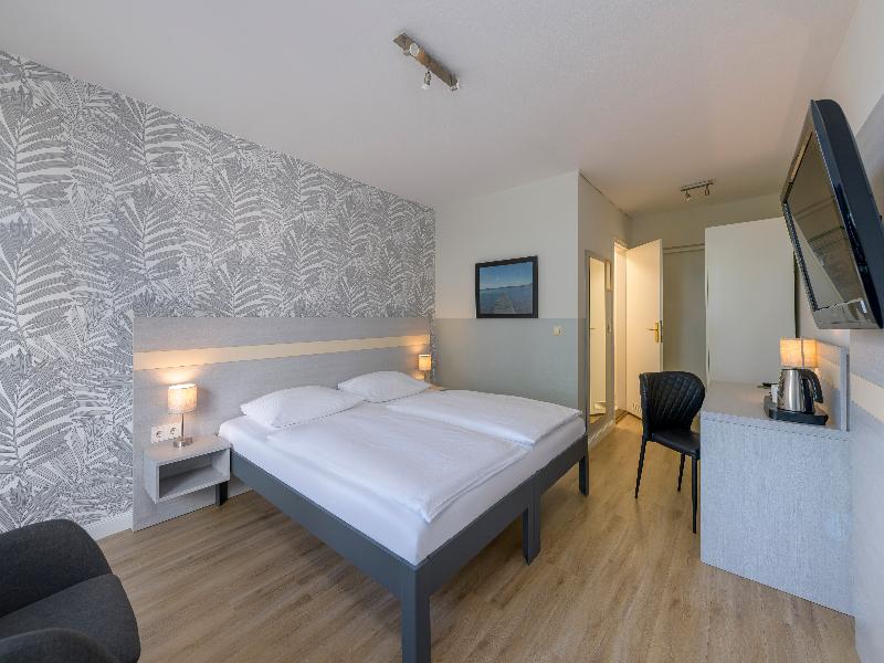Sunday Hotel des Nordens - Oda