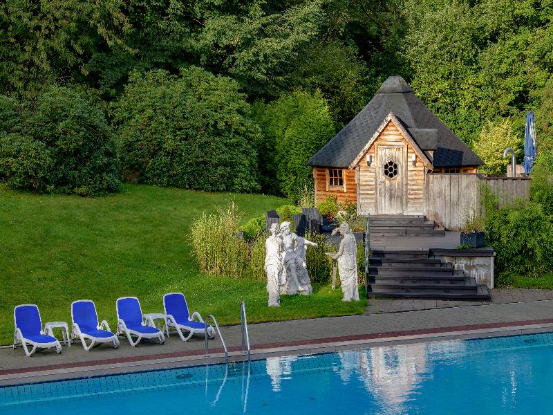 Sunday Hotel des Nordens - Havuz