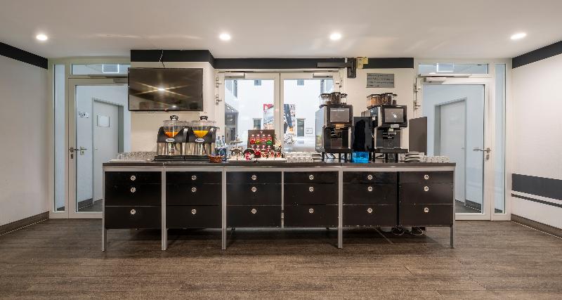 Plaza Inn Stuttgart Airport Messe - Lobi