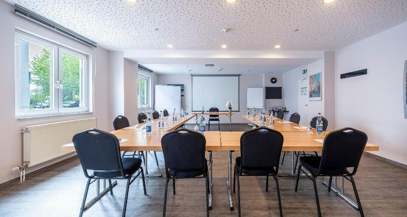 Plaza Inn Stuttgart Airport Messe - Toplantı
