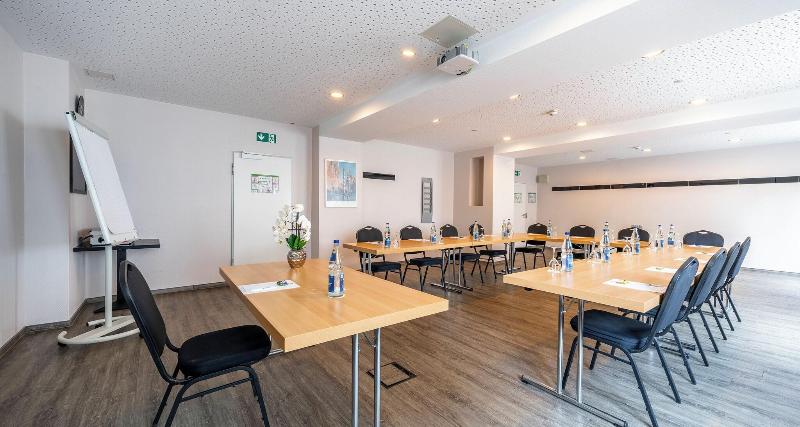 Plaza Inn Stuttgart Airport Messe - Toplantı
