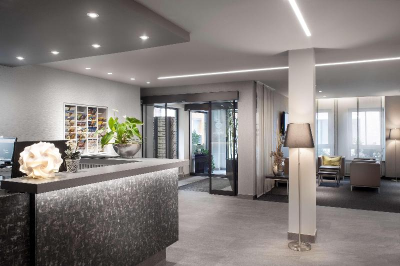 Best Western Hotel Favorit - Lobi