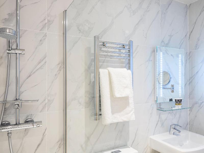 Mercure Newbury West Grange Hotel - Genel