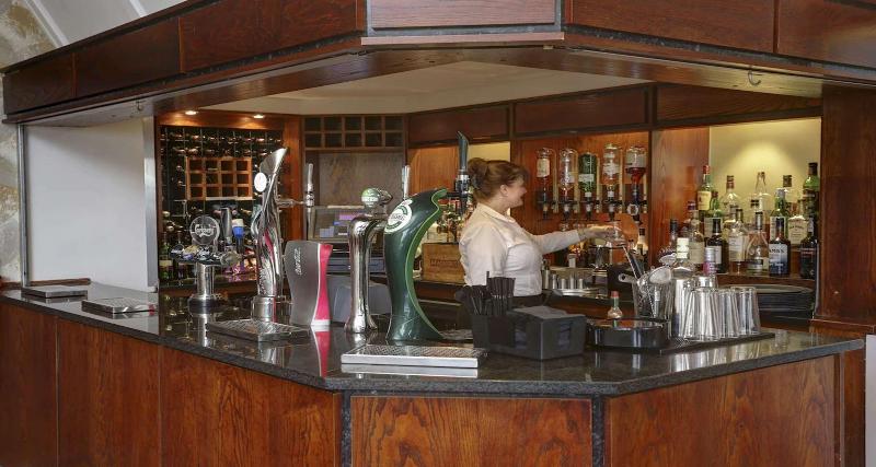 Best Western Forest Hills Hotel - Bar