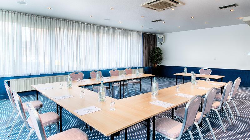 Holiday Inn - the niu, Stream Mönchengladbach - Toplantı