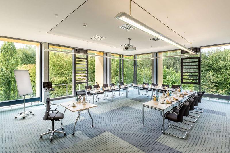 rugs Hotel am Schlosspark Lichtenwalde - Toplantı