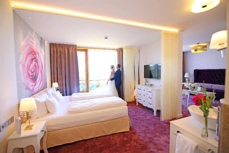 rugs Hotel am Schlosspark Lichtenwalde - Genel
