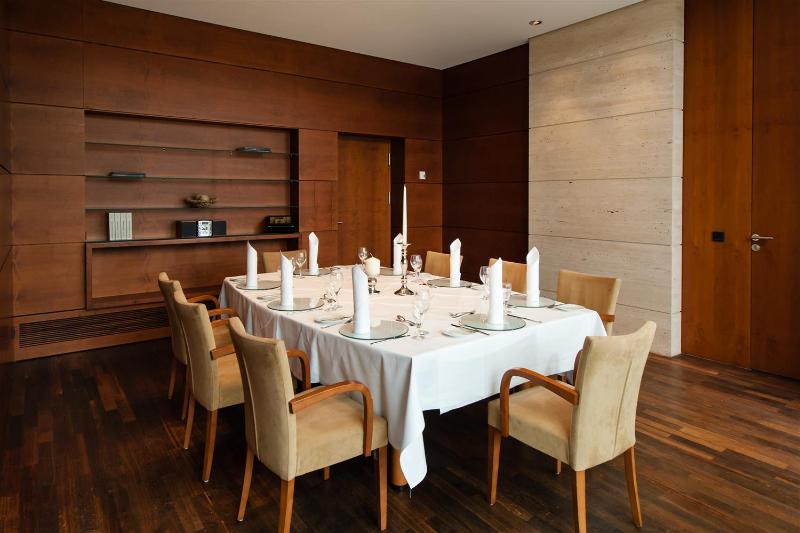 rugs Hotel am Schlosspark Lichtenwalde - Restoran