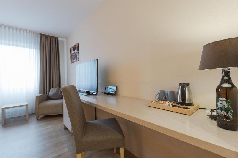 Best Western Plus Theodor Storm Hotel - Oda