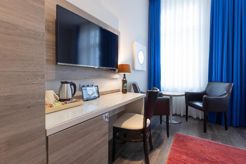 Best Western Plus Theodor Storm Hotel - Oda