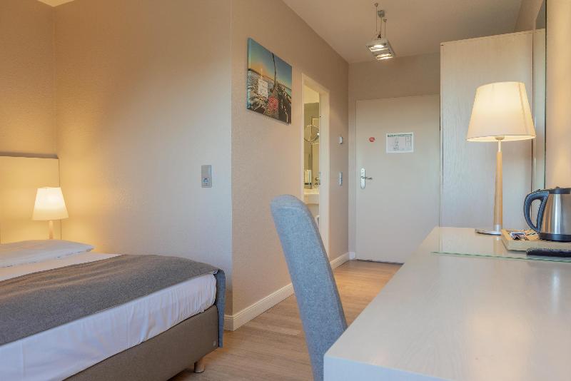 Best Western Plus Theodor Storm Hotel - Oda