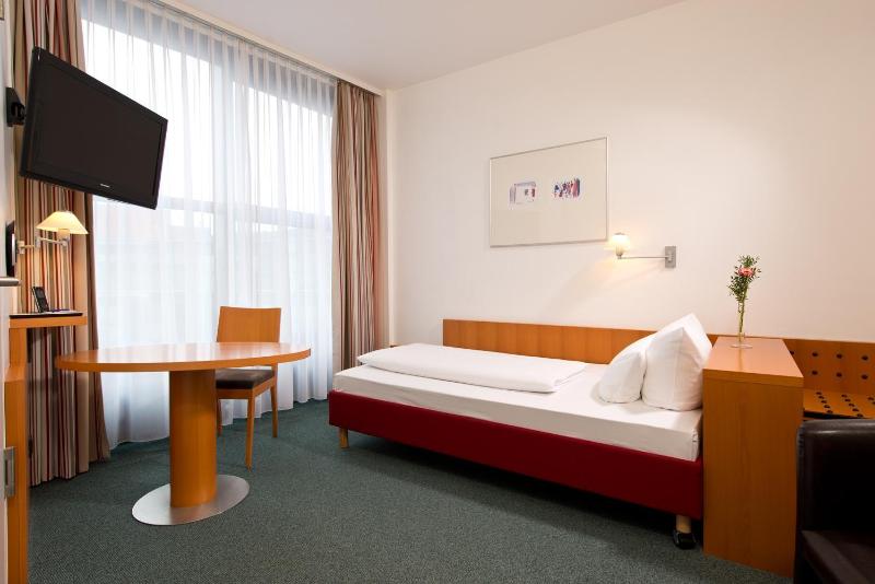 Hotel Am Borsigturm - Oda