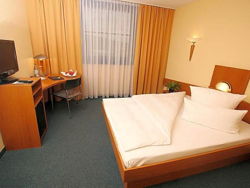 Transmar Travel Hotel Gmbh - Oda