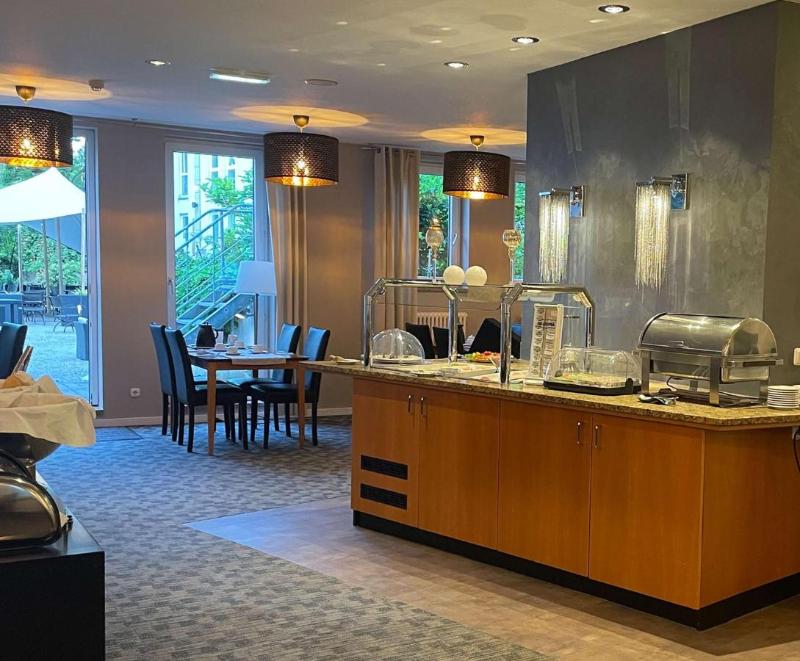 B&B HOTEL Eschweiler - Restoran