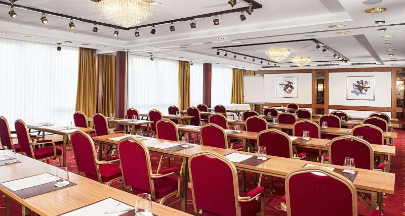 Best Western Victor'S Residenz-Hotel Rodenhof - Toplantı