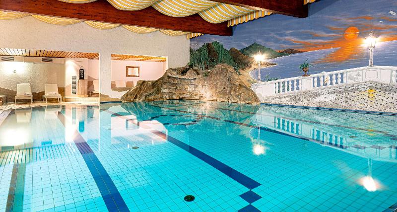 Best Western Victor'S Residenz-Hotel Rodenhof - Havuz