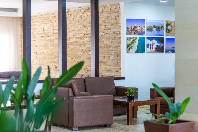 Tetyk Hotel Apts - Lobi