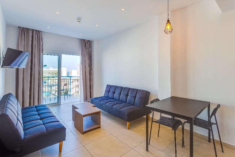 Tetyk Hotel Apts - Oda