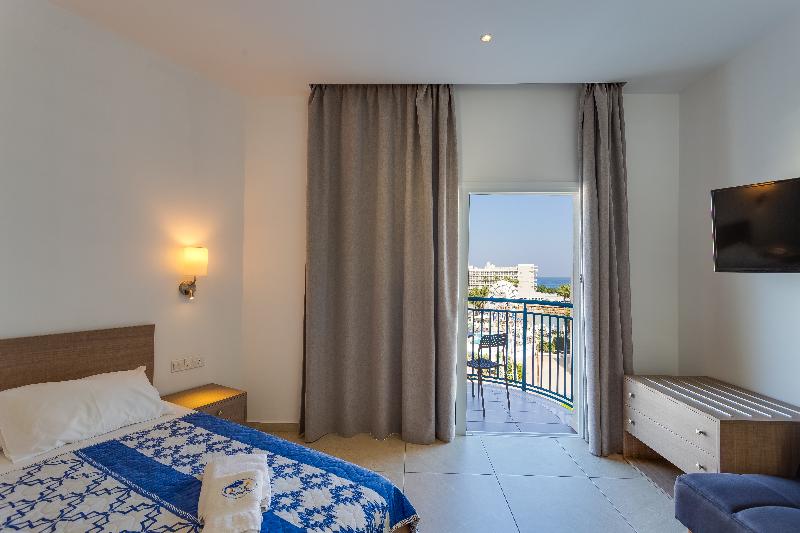 Tetyk Hotel Apts - Oda