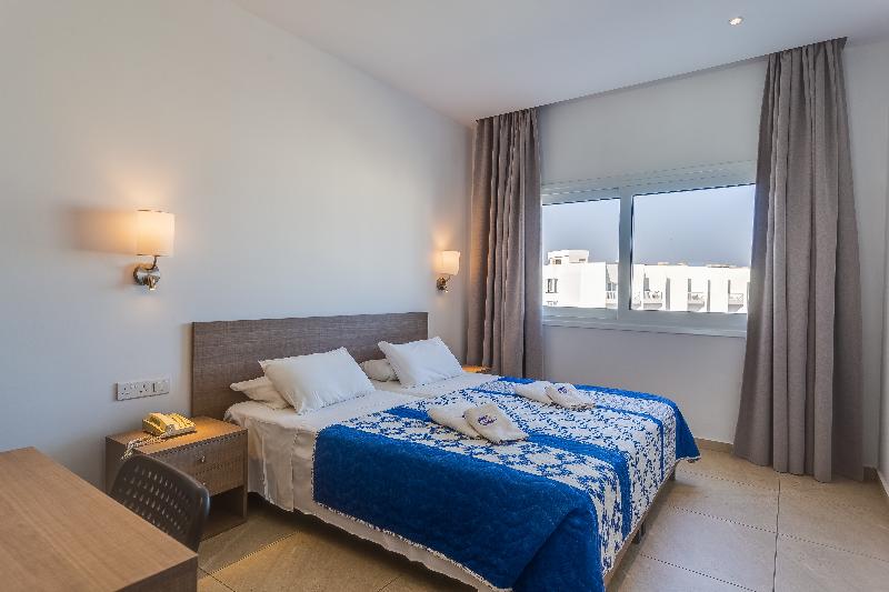 Tetyk Hotel Apts - Oda
