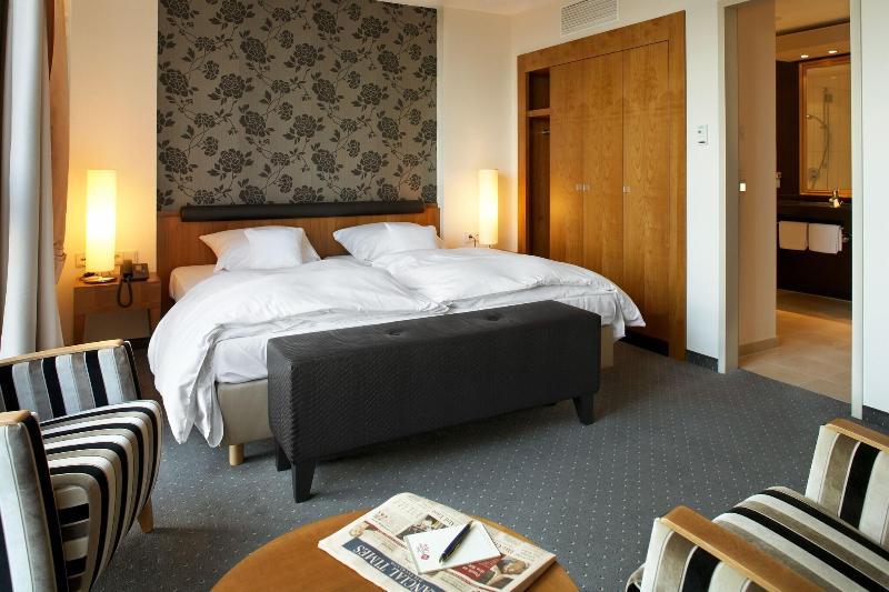 Best Western Plus Arosa Hotel - Oda