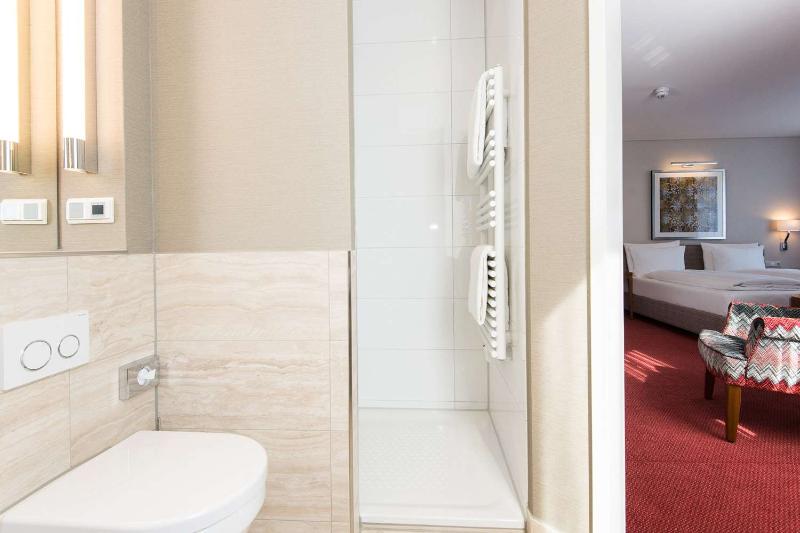 Best Western Plus Hotel St. Raphael - Genel