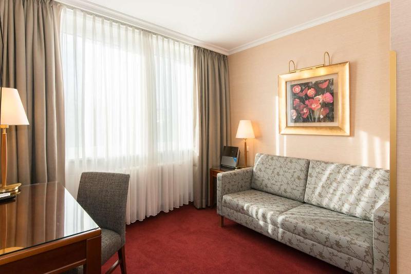 Best Western Plus Hotel St. Raphael - Genel