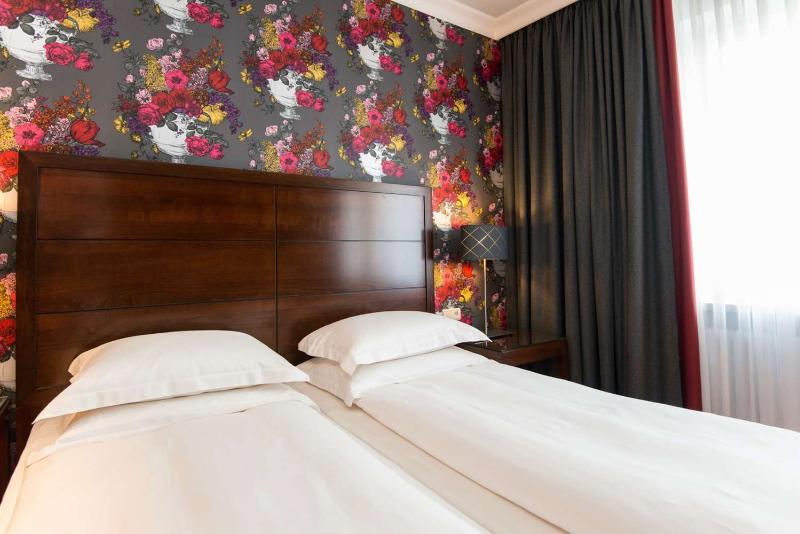 Best Western Plus Hotel St. Raphael - Oda