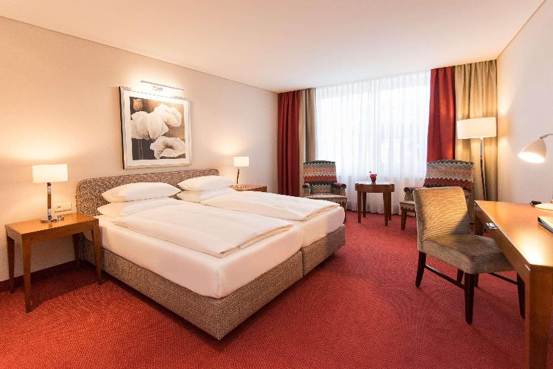 Best Western Plus Hotel St. Raphael - Oda